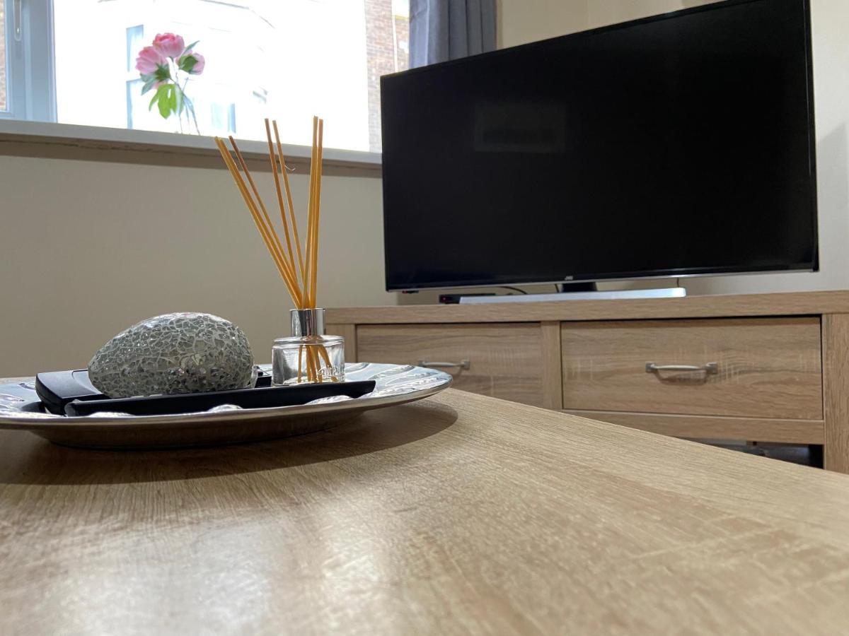 Cosy 3-Bedroom House, Stones Throw To Beach 韦茅斯 外观 照片